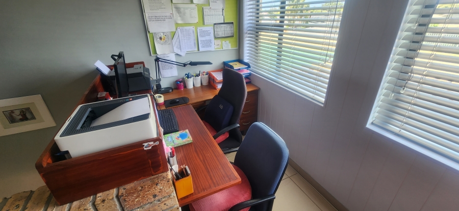 6 Bedroom Property for Sale in Da Nova Western Cape